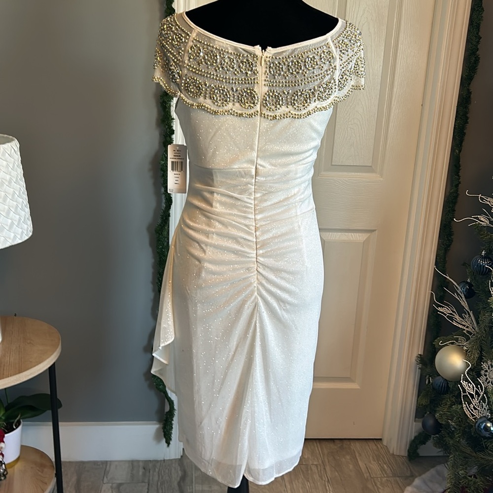 White new dress - Picture 11 of 15